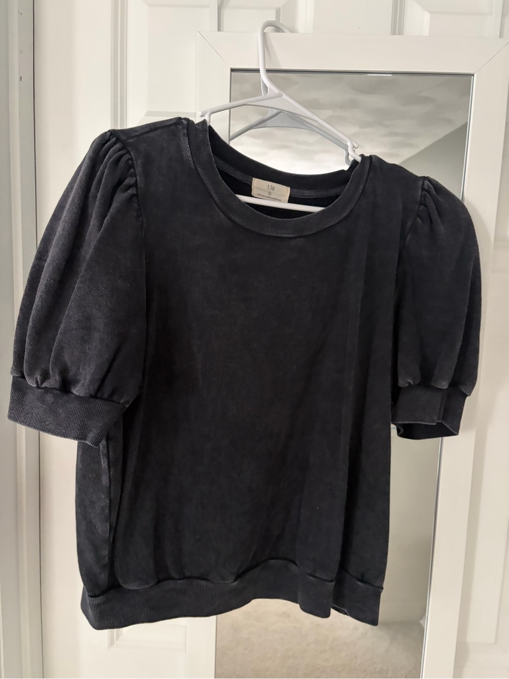 T.La Charcoal Puff Sleeve Short Sleeve Sweatshirt
